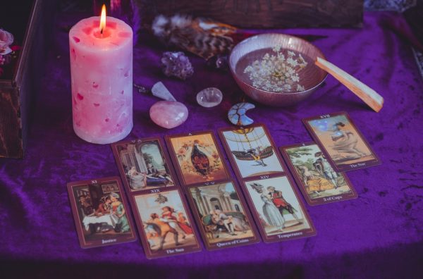 Tarot, spådom, sierska, spådam, Tarotguiderna