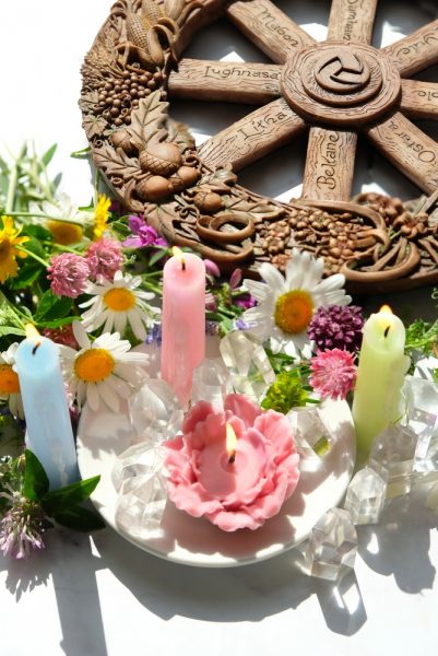 Wicca, Häxa, , veckans Astro-Tarot, Medium, sierska, Vivi Linde, Experethjälp, Medialitet